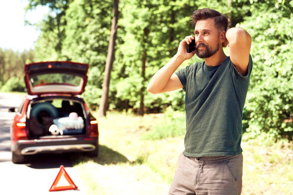 Read more about the article 7 Common Car Problems That Require Roadside Service in Charlotte NC