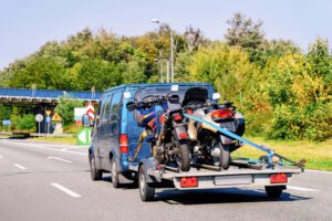 Read more about the article Top 5 Methods for Towing a Motorcycle Long Distances